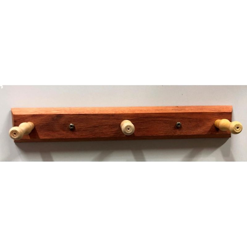 cabideiro de parede de pinus com 3 ganchos3